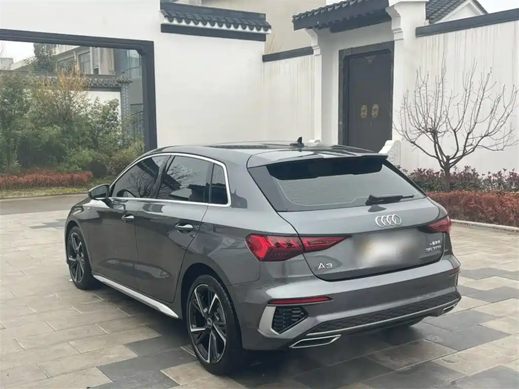 Audi A3 2023 Facelift Sportback 35 TFSI Fashion Sport фото 16