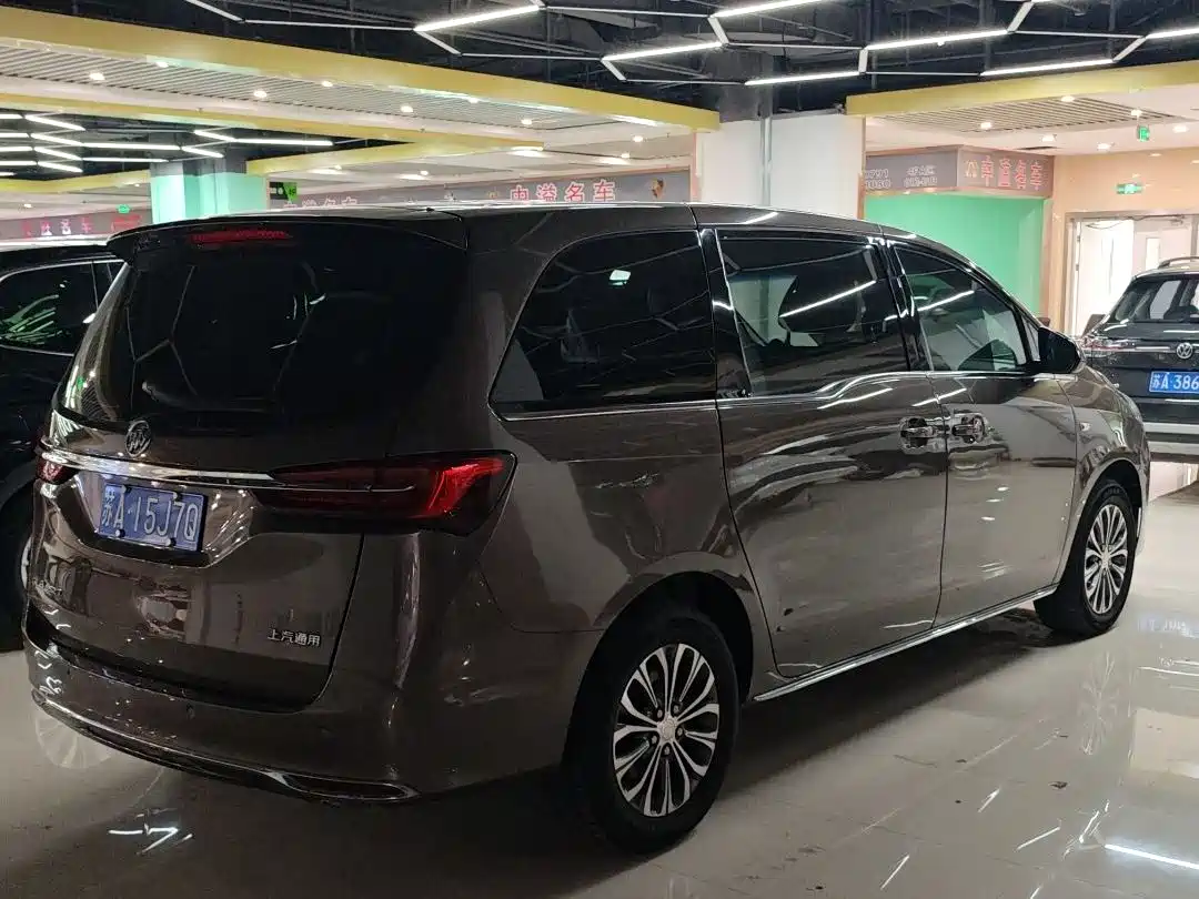 BUICK GL8