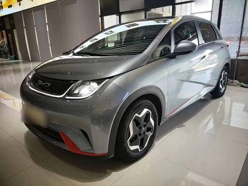 BYD Dolphin 2021 Model 405km Fashion Edition