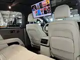 Фото 9 - Li Auto i6