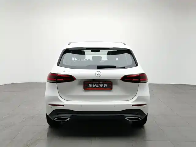 Mercedes-Benz B-Class 2020 B 200 Sport Edition — фото 4