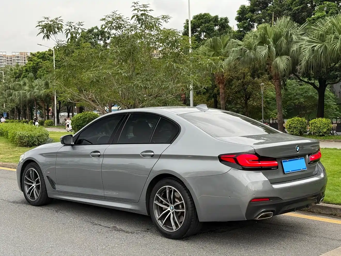 BMW 5 Series (Import) 2022 Model Second Facelift 525i M Sport Package фото 4