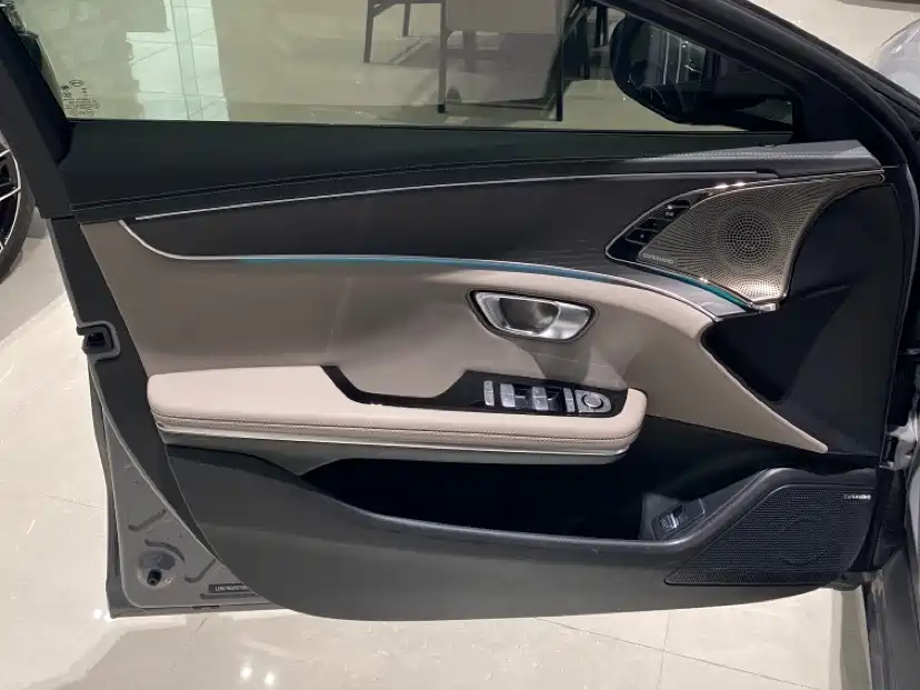 BYD Han 2025 DM-i Smart Driving Edition 125KM LiDAR Flagship фото 8