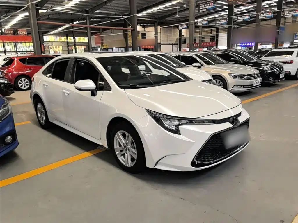 Toyota Levin 2021 185T CVT Luxury Edition фото 4