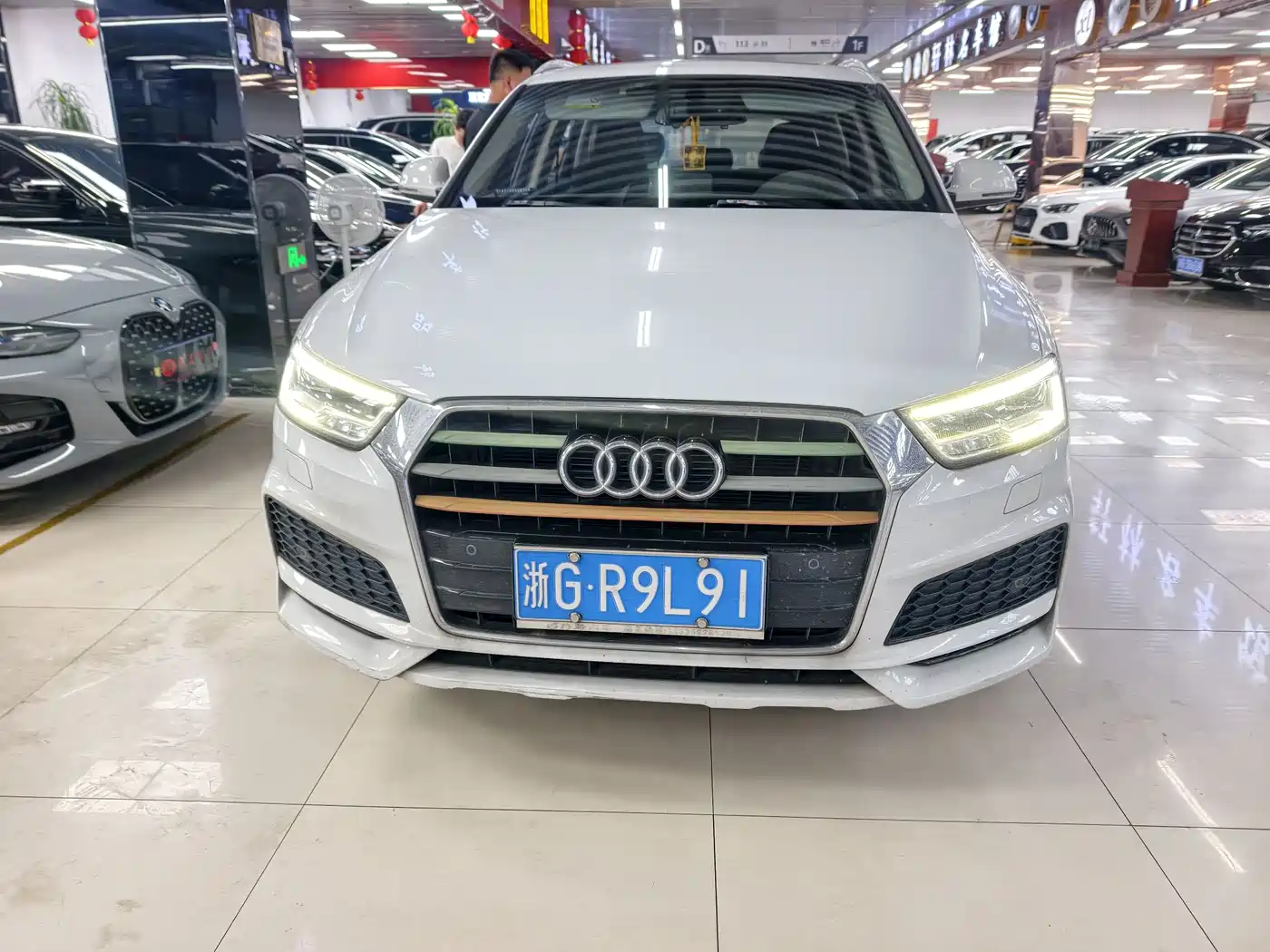 Audi Q3 2018 30th Anniversary Edition 35 TFSI Sport фото 2