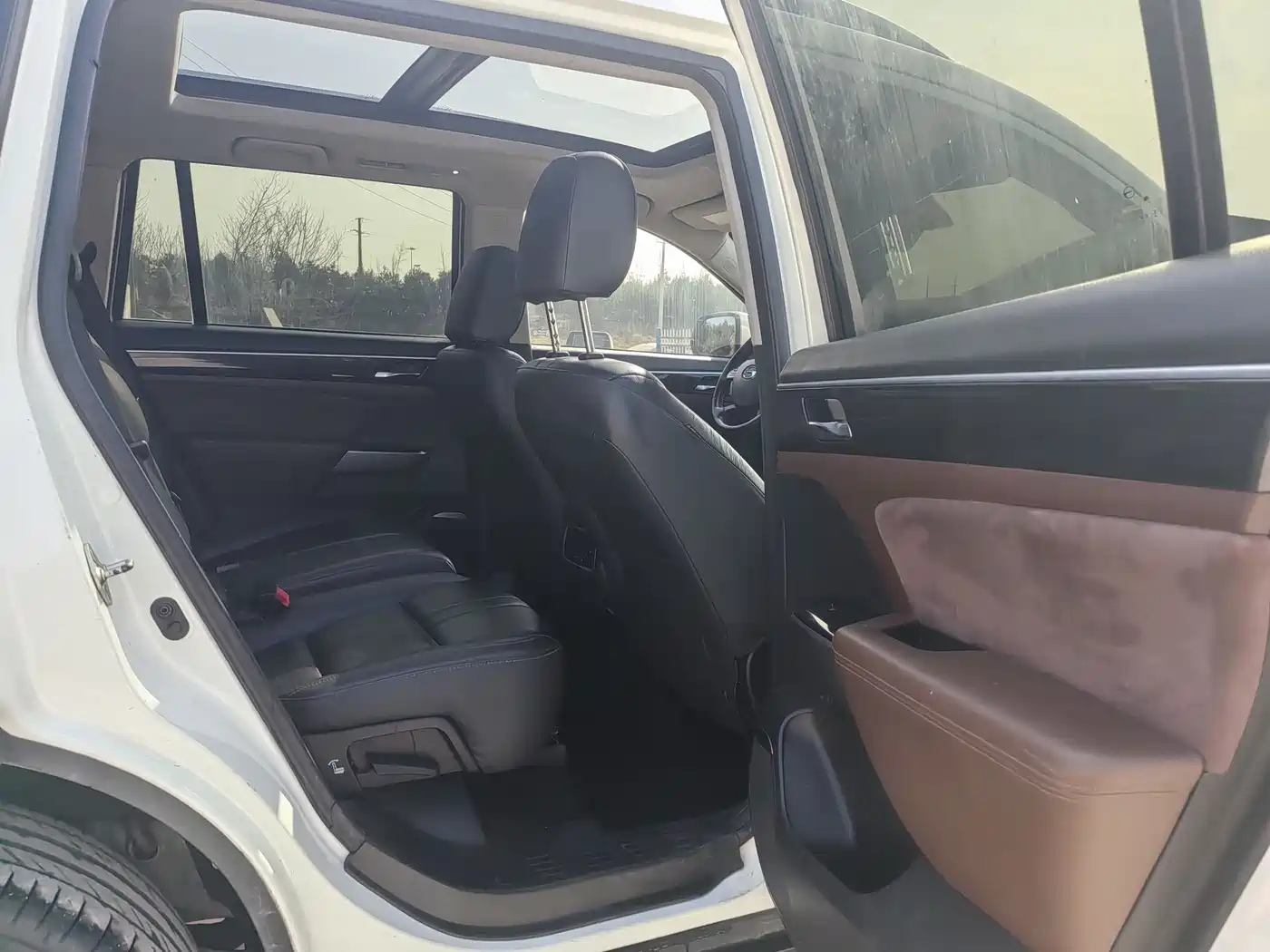 GAC Trumpchi Trumpchi GS8 2017 320T AWD Luxury Smart Connect (7-Seater) фото 9
