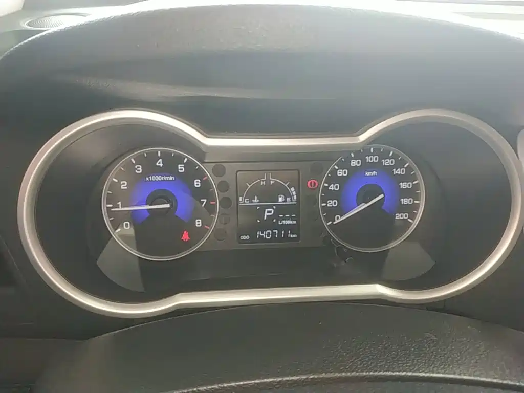 Dongfeng Aeolus Dongfeng Fengshen AX3 2016 2016 1.5L Automatic Premium Cool Edition