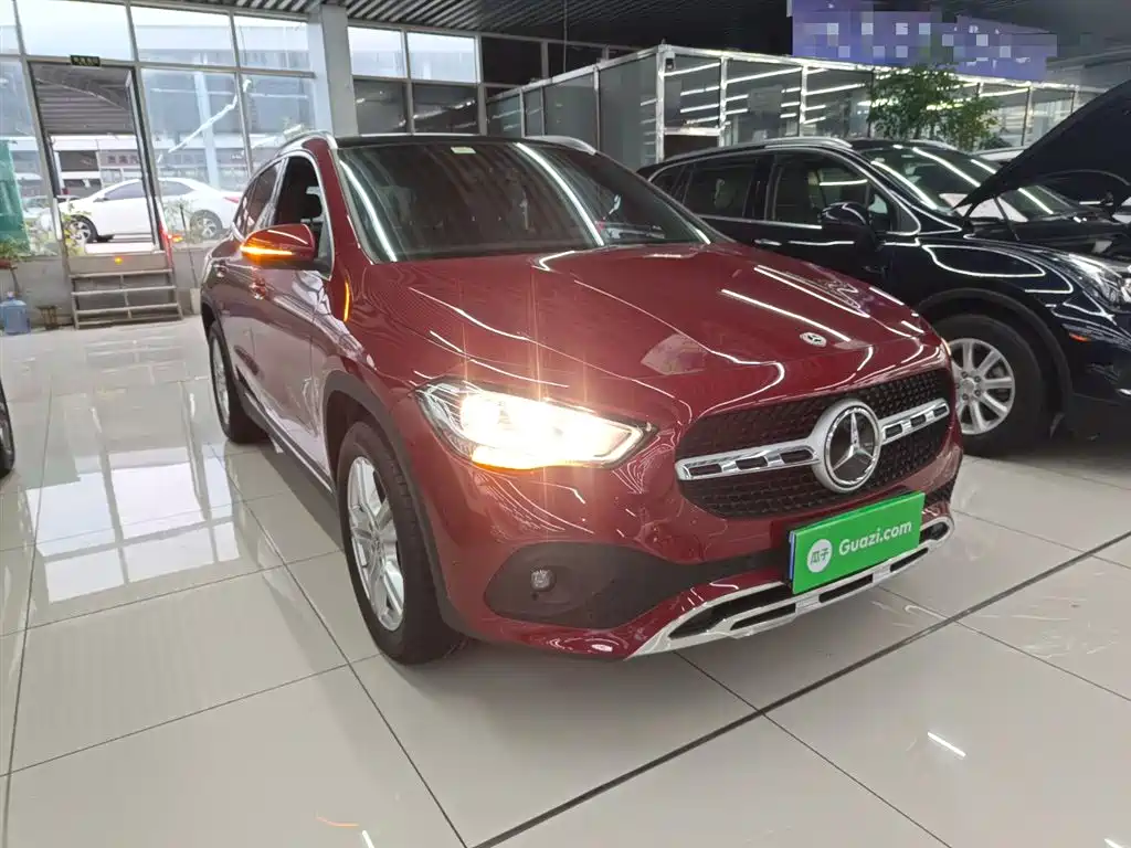 Mercedes-Benz GLA 2020 GLA 180 фото 4