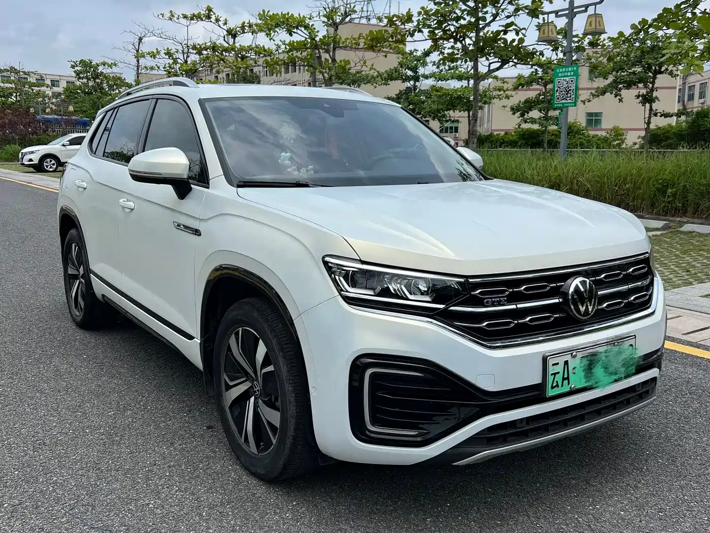Volkswagen Tayron GTE Plug-in Hybrid 2020 Model 1.4T Luxury фото 2