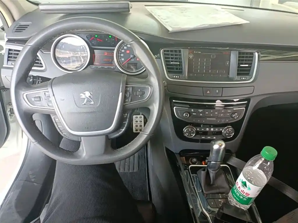 Peugeot 508 2015 1.6THP Auto Excellence Edition фото 10