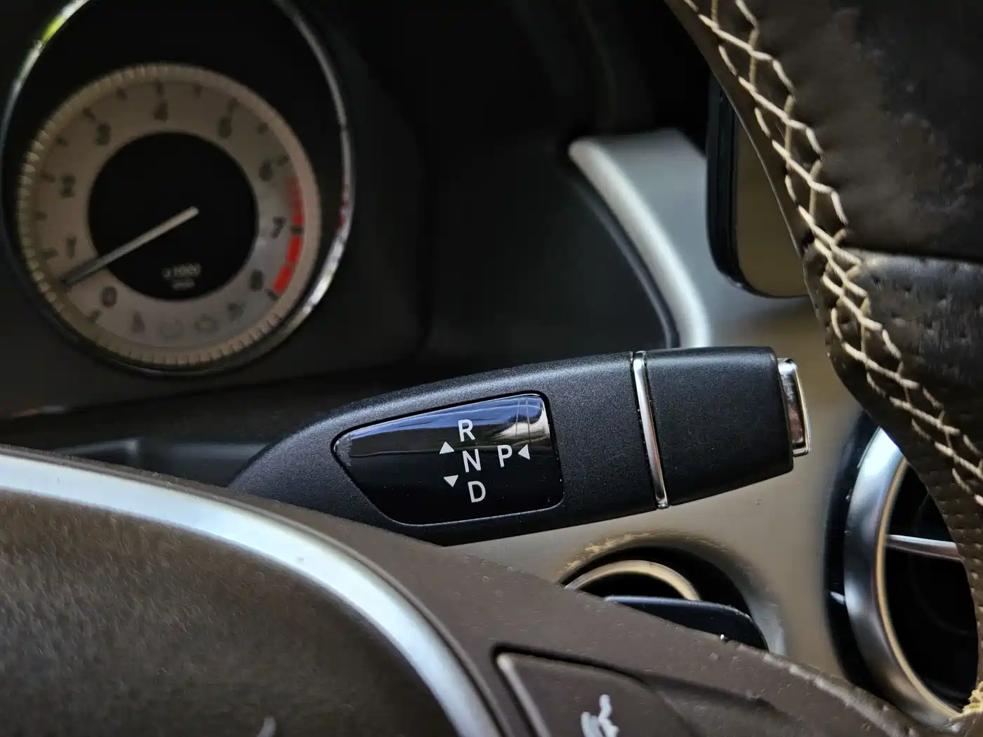 Mercedes-Benz GLK-Class 2013 GLK 300 4MATIC Dynamic фото 17