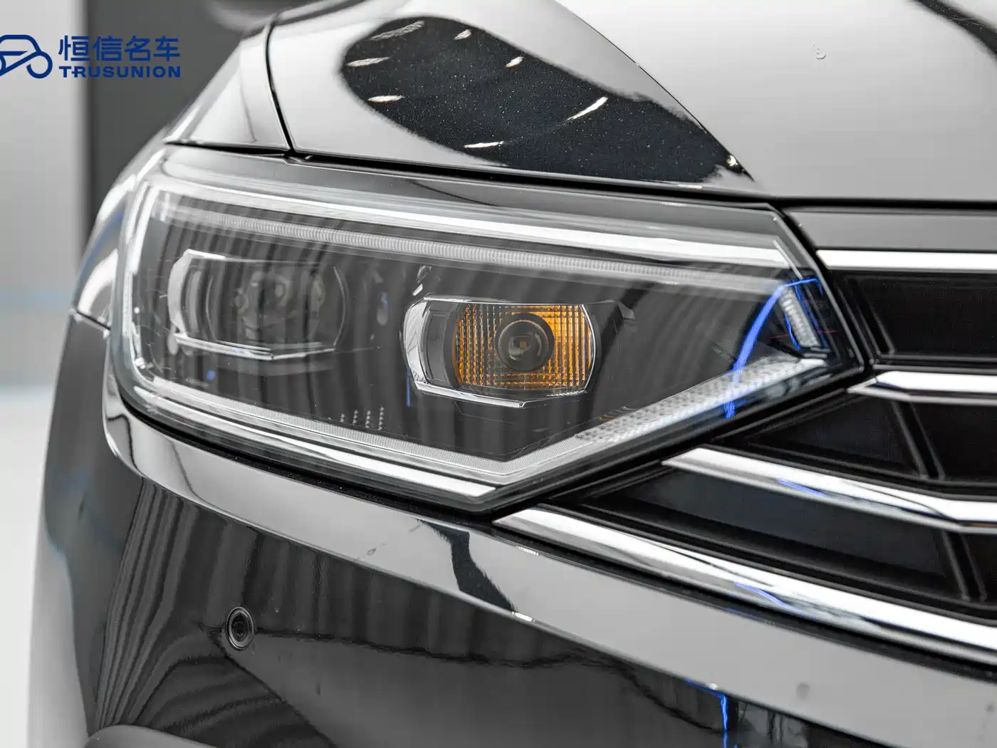 Volkswagen Magotan 2020 330TSI DSG Luxury фото 10