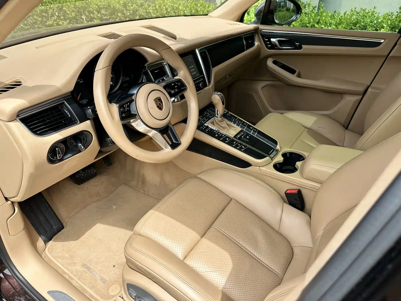 Porsche Macan 2016 Macan 2.0T фото 4