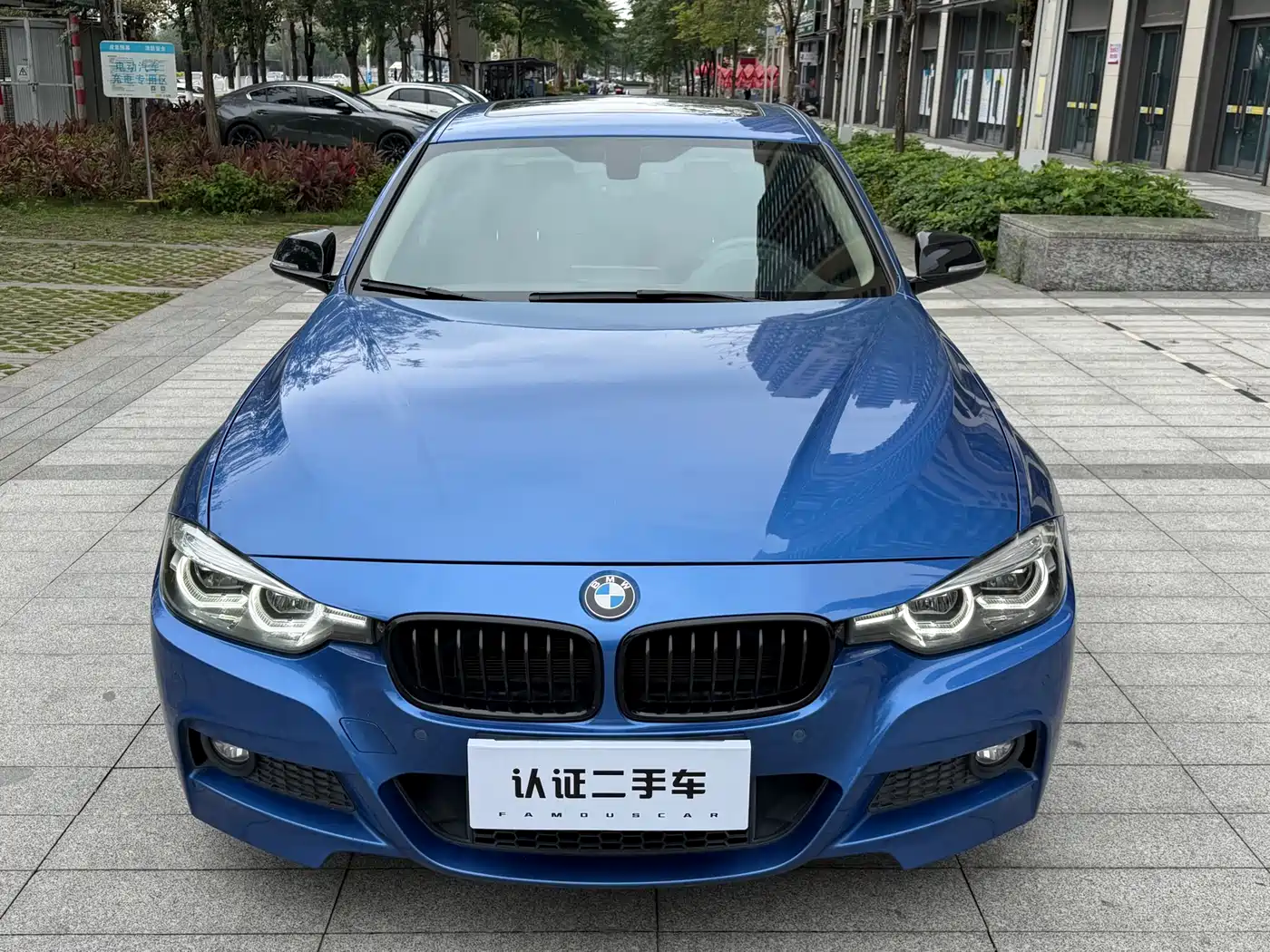 BMW 3 Series 2019 320Li M Sport Black Night Edition фото 2