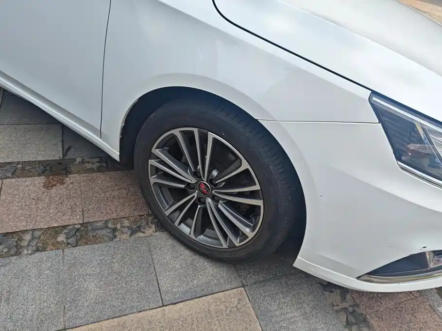 Roewe i6 2019 2019 PLUS 20T TST 4G Connected Flagship Super Edition