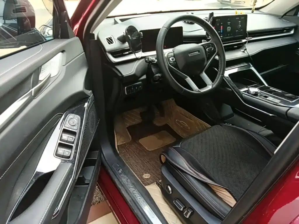 Фото 16 - Haval H6