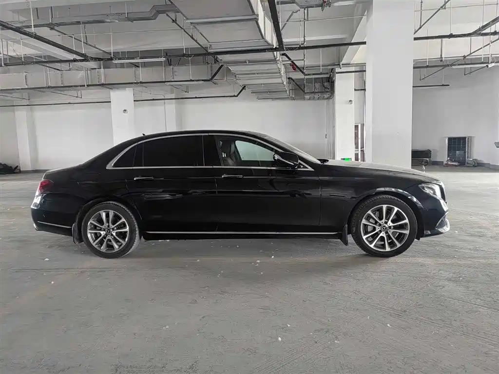 Mercedes-Benz E-Class 2017 E 300 L Luxury фото 4