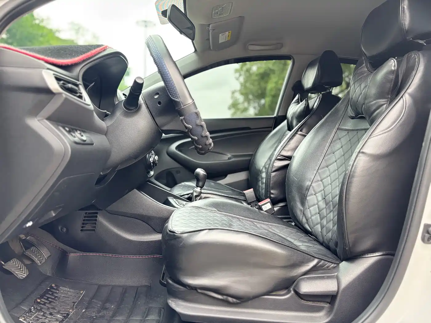 Hyundai Verna 2017 1.4L Manual Color Edition (China V) фото 12