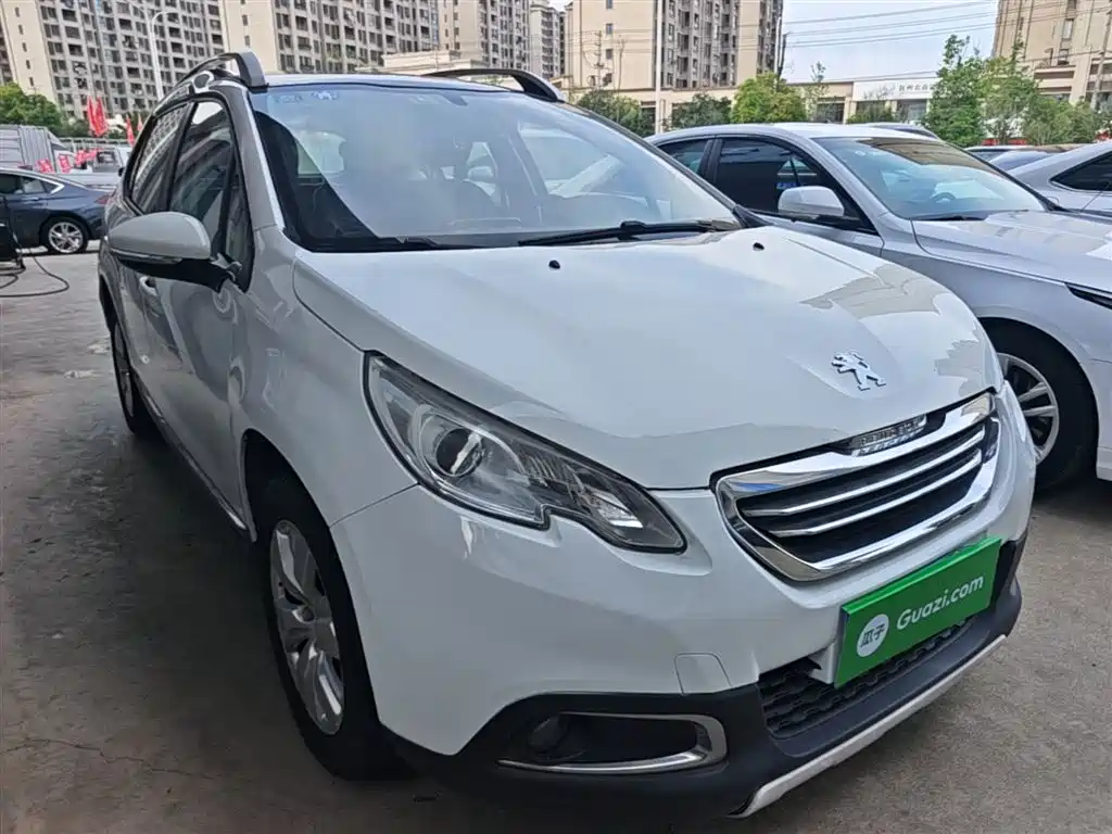 Peugeot 2008 2014 1.6L Automatic Fashion Edition фото 4