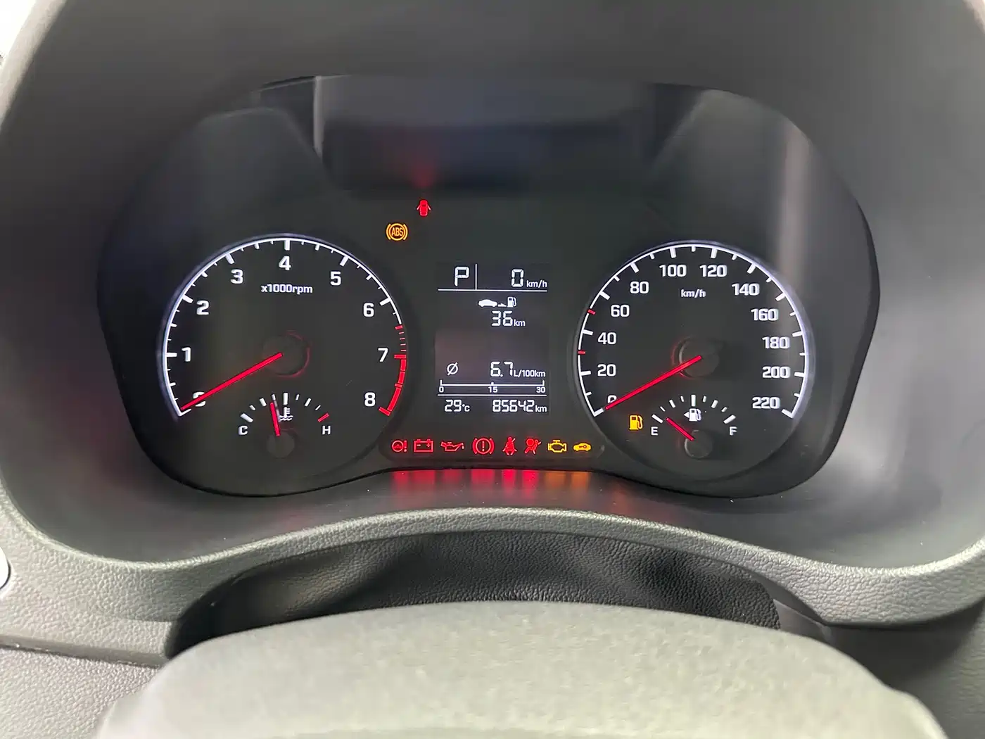 Hyundai Verna 2016 1.4L Automatic Cool Edition GLS фото 21