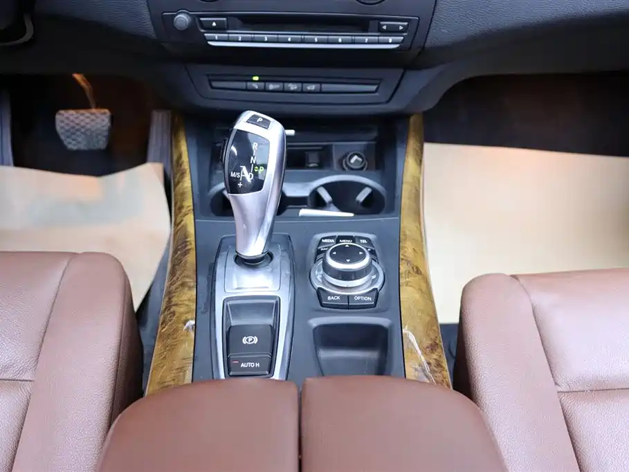 BMW X5 (Import) 2013 xDrive35i Leading фото 24