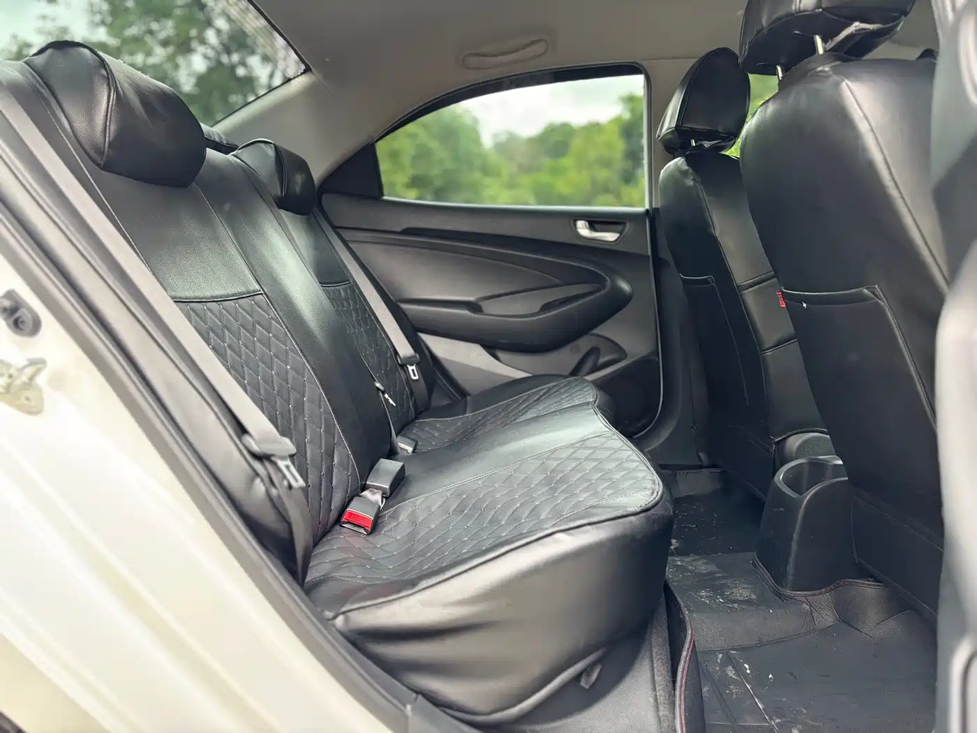Hyundai Verna 2017 1.4L Manual Color Edition (China V) фото 14