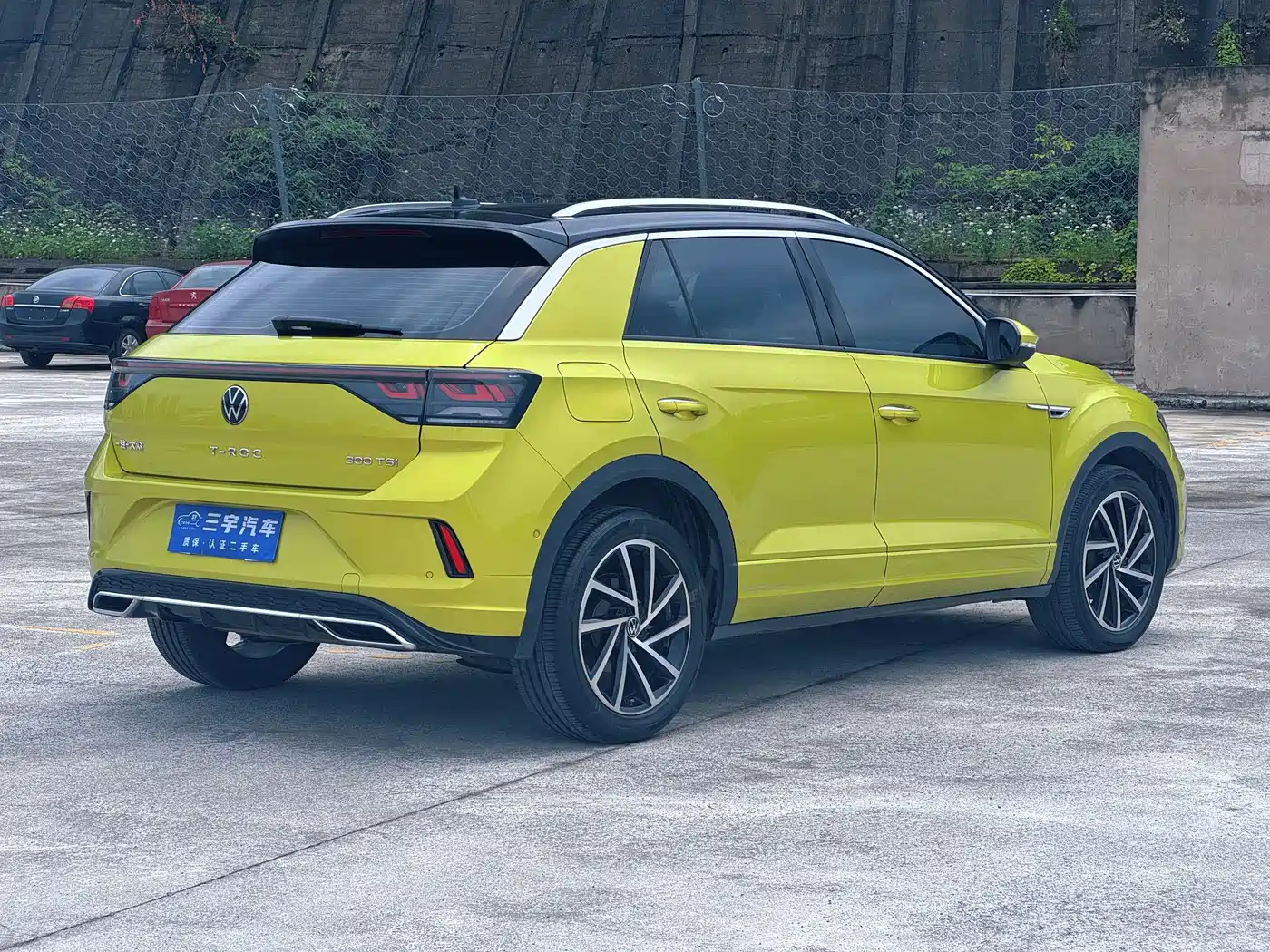 Volkswagen T-ROC 2023 300TSI DSG 2WD Starlight Edition фото 4