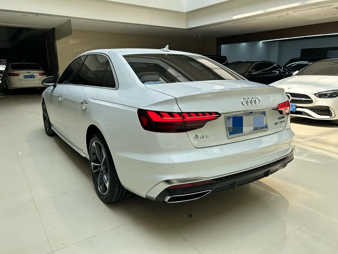 Audi A4L 2020 40 TFSI Fashion Dynamic Edition фото 6