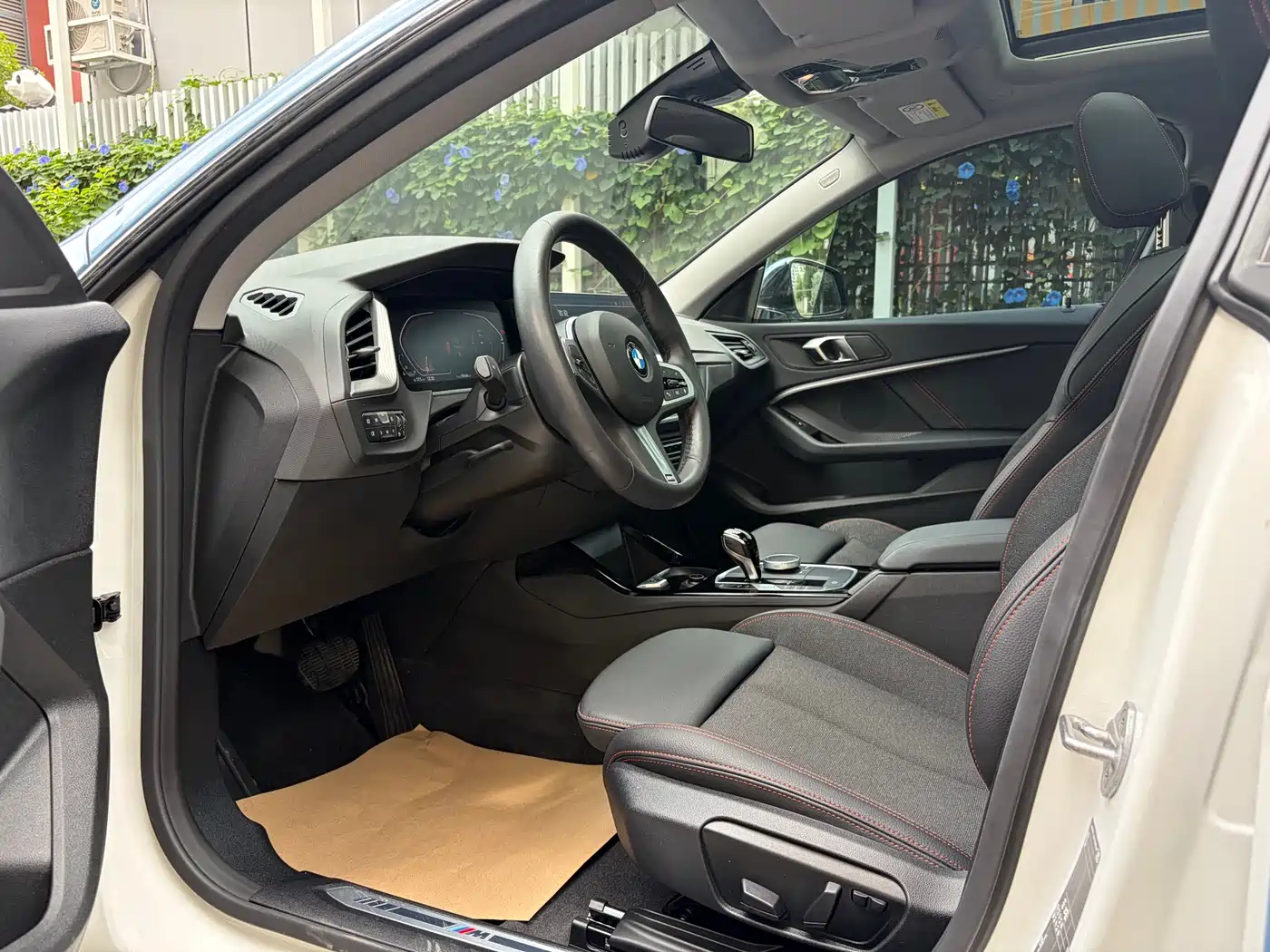 BMW 2 Series (Import) 2023 225i 4-Door Coupe M Sport Package фото 10