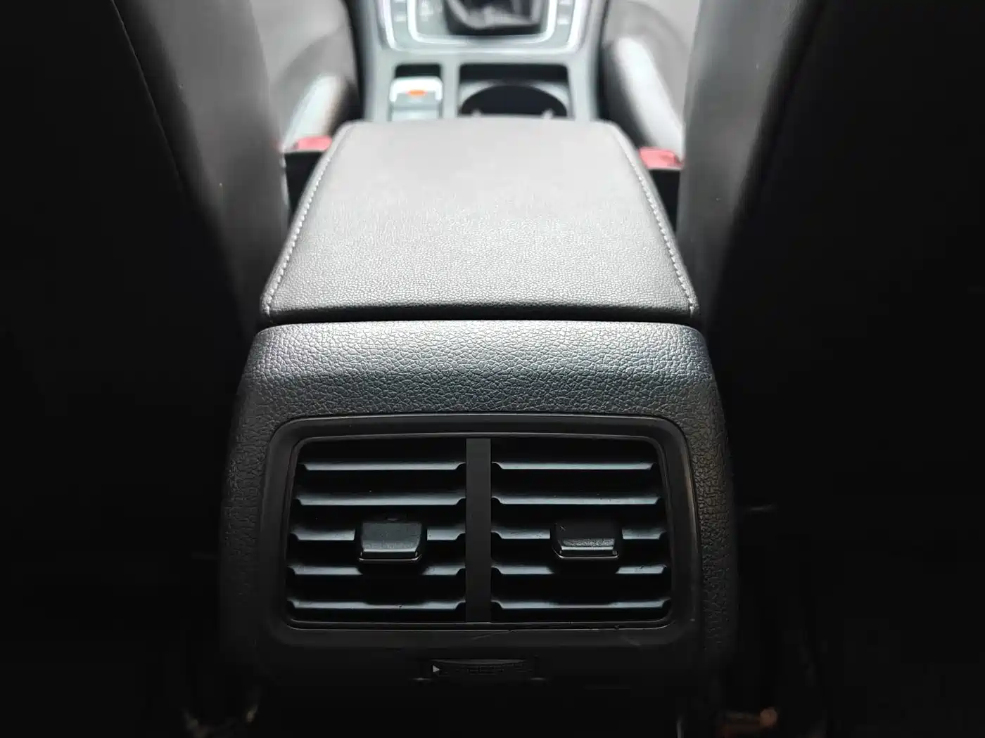 Volkswagen Golf 2018 230TSI Automatic Comfort фото 16