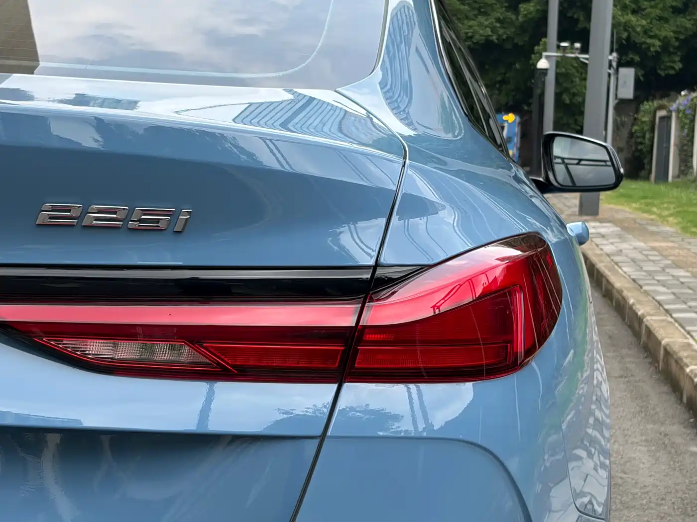 BMW 2 Series (Import) 2023 225i 4-Door Coupe M Sport Package фото 13