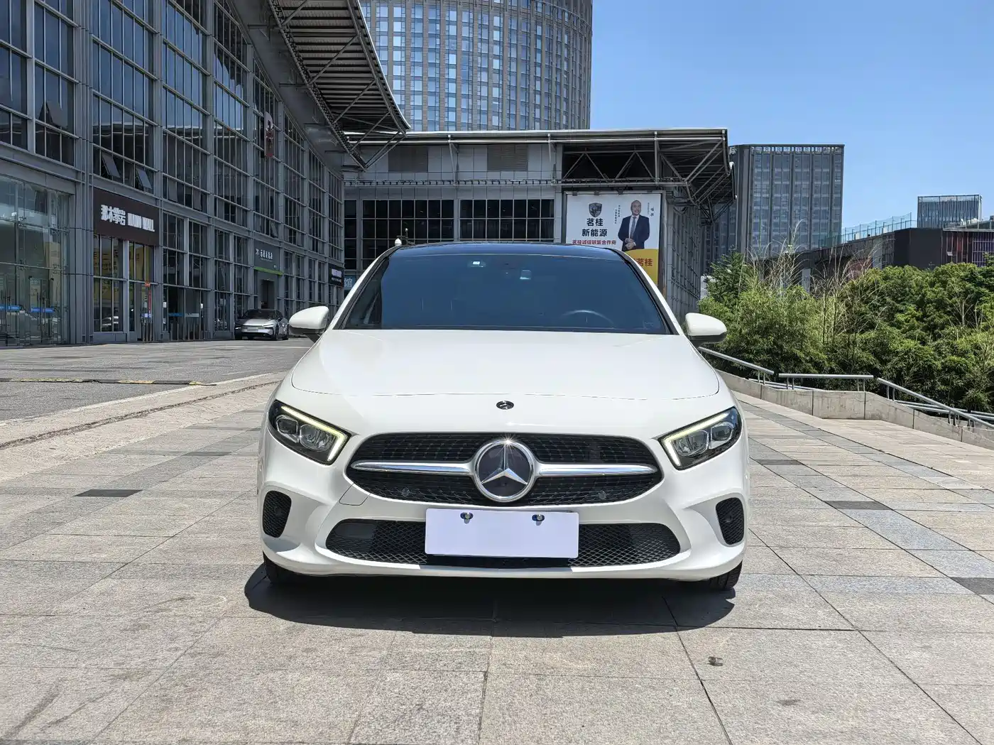 Mercedes-Benz A-Class 2019 A 200 L фото 2