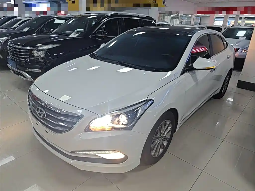 Hyundai Mistra 2014 1.8L Auto Smart GLS фото 2