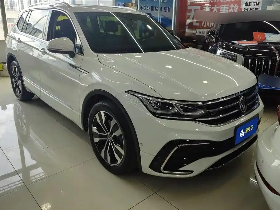 Volkswagen Tiguan L 2022 330TSI Automatic 2WD R-Line Flagship Edition фото 2