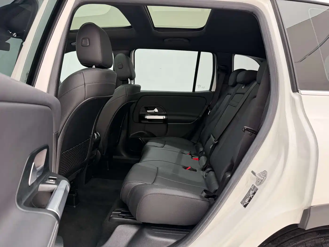 Mercedes-Benz GLB 2020 Facelift GLB 200 Dynamic фото 15