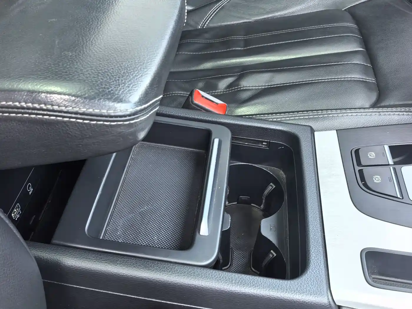 Audi Q5L 2020 40 TFSI Prestige Fashion фото 15