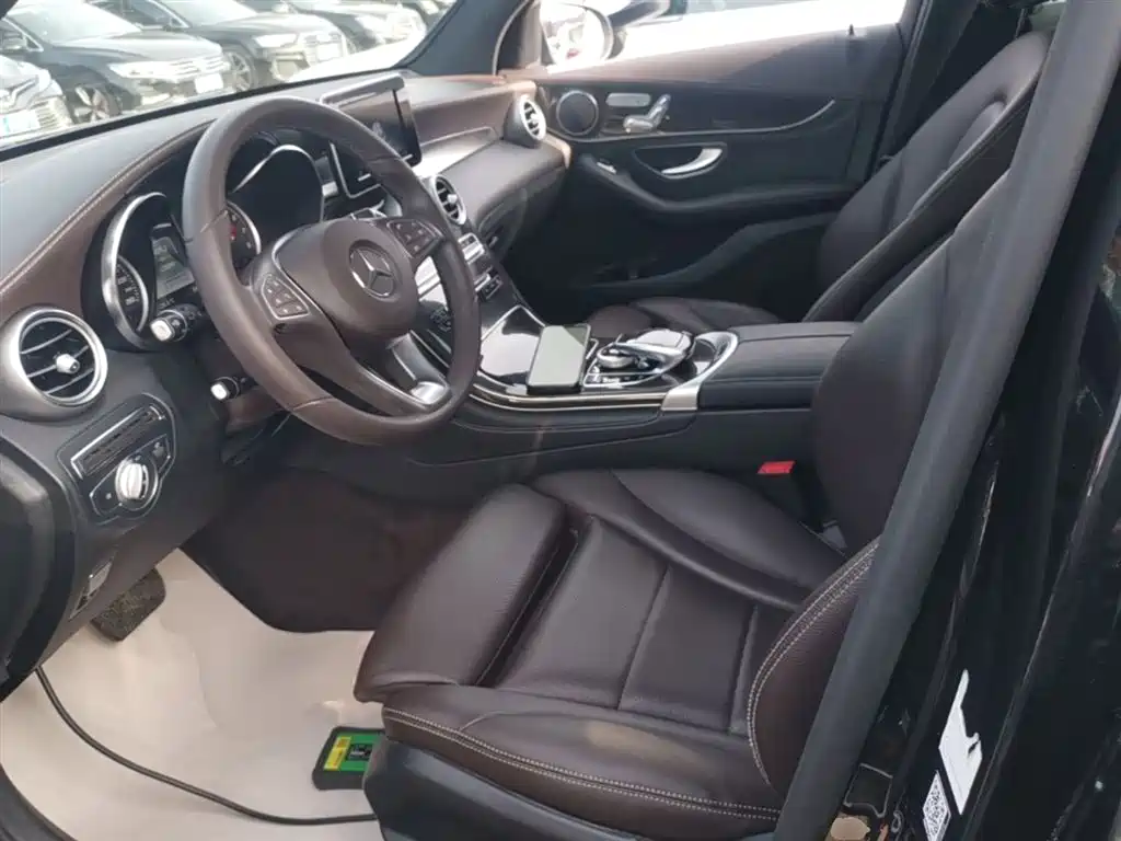 Mercedes-Benz GLC 2017 GLC 260 4MATIC Dynamic фото 15
