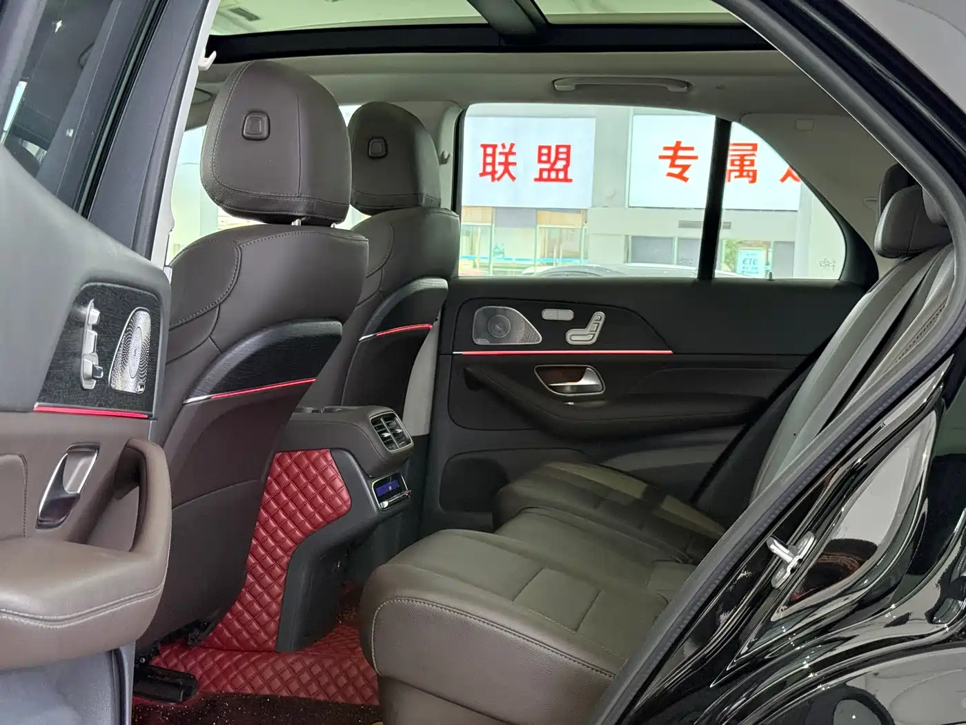 Mercedes-Benz GLE 2020 Facelift GLE 450 4MATIC Luxury фото 5