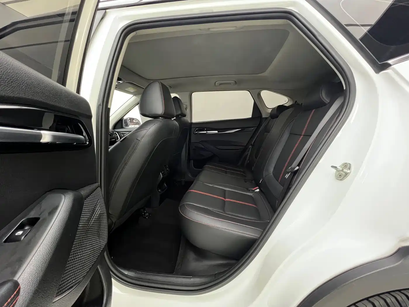 Kia KX3 Smart Run 2021 1.5L CVT Fashion Edition фото 9