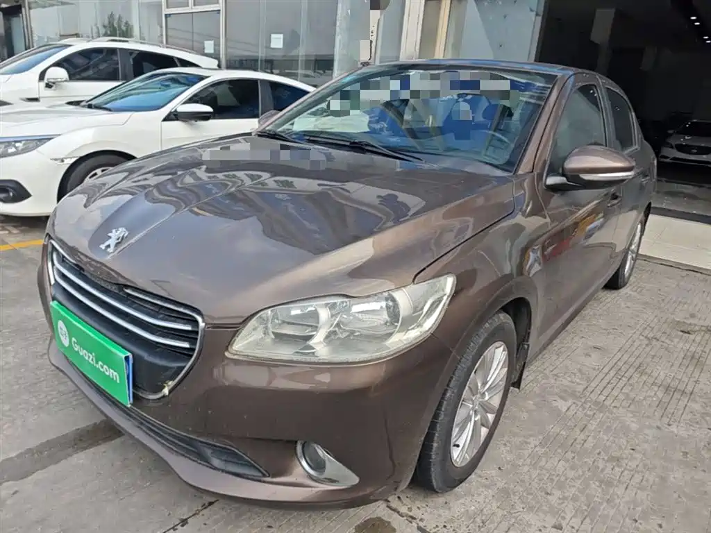 Peugeot 301 2014 1.6L Manual Luxury Edition фото 2