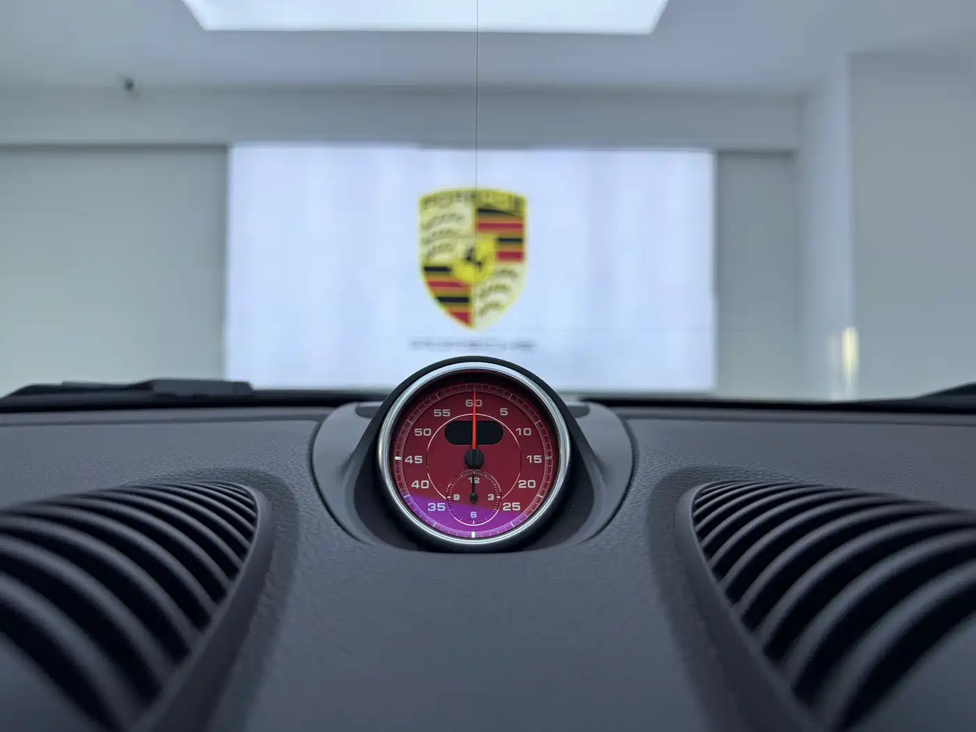 Porsche 718 2019 Boxster T 2.0T фото 12