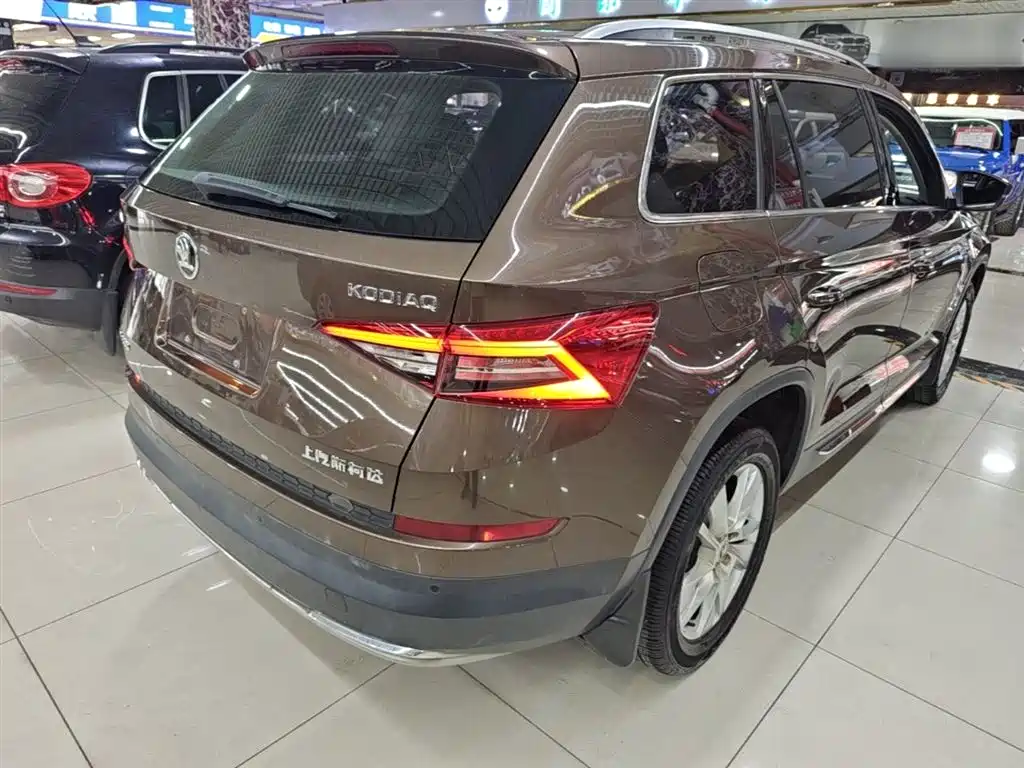 Škoda Kodiaq 2018 Facelift TSI330 5-seat 2WD Premium Luxury Edition фото 7