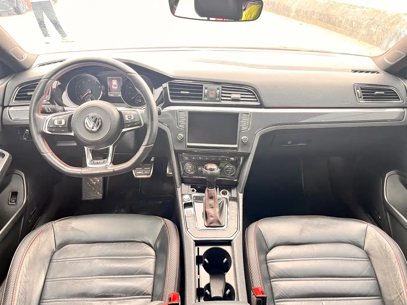 Volkswagen Lamando 2017 2.0T GTS фото 5