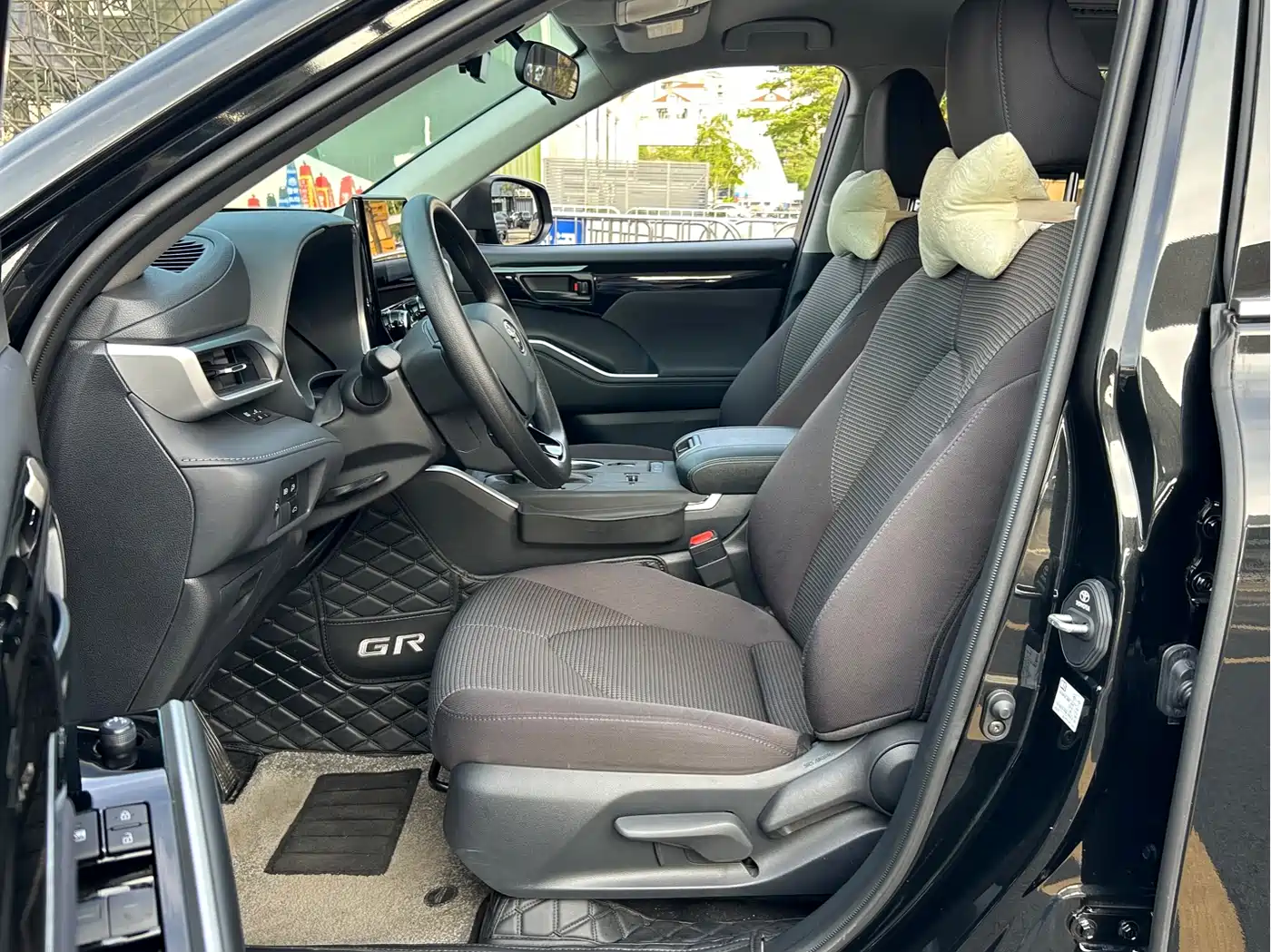 Toyota Highlander 2024 2.5L Smart Hybrid 4WD Elite 7-seater фото 8