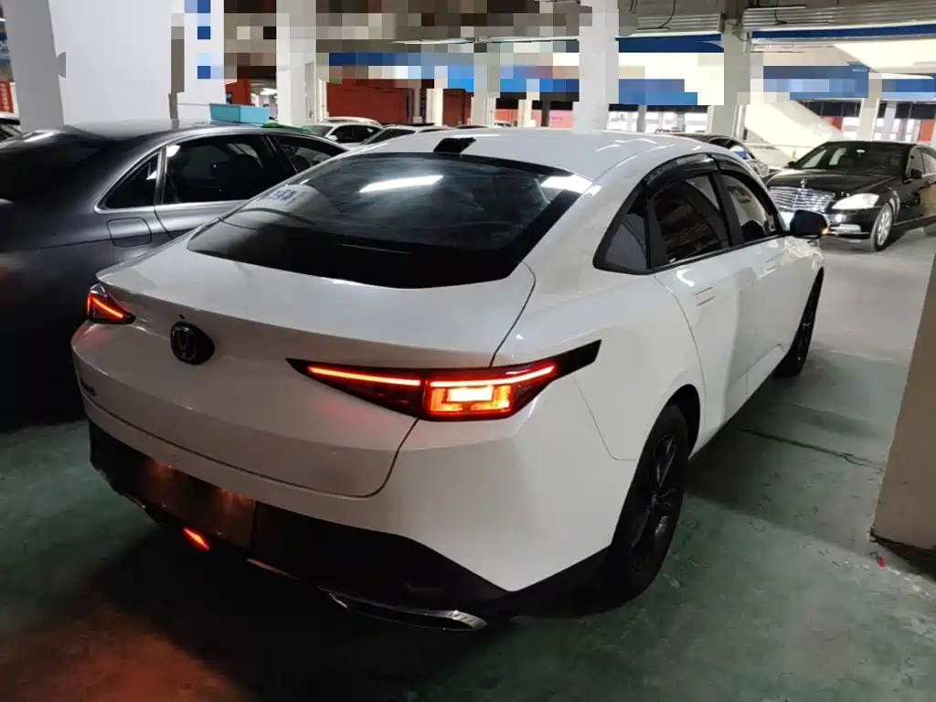 Changan Yida 2023 2023 Blue Whale NE 1.5T GDI DCT Enjoyment Edition