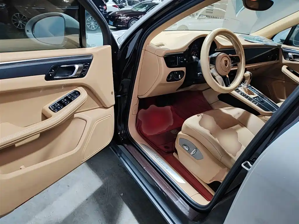 Porsche Macan 2016 Macan 2.0T фото 16