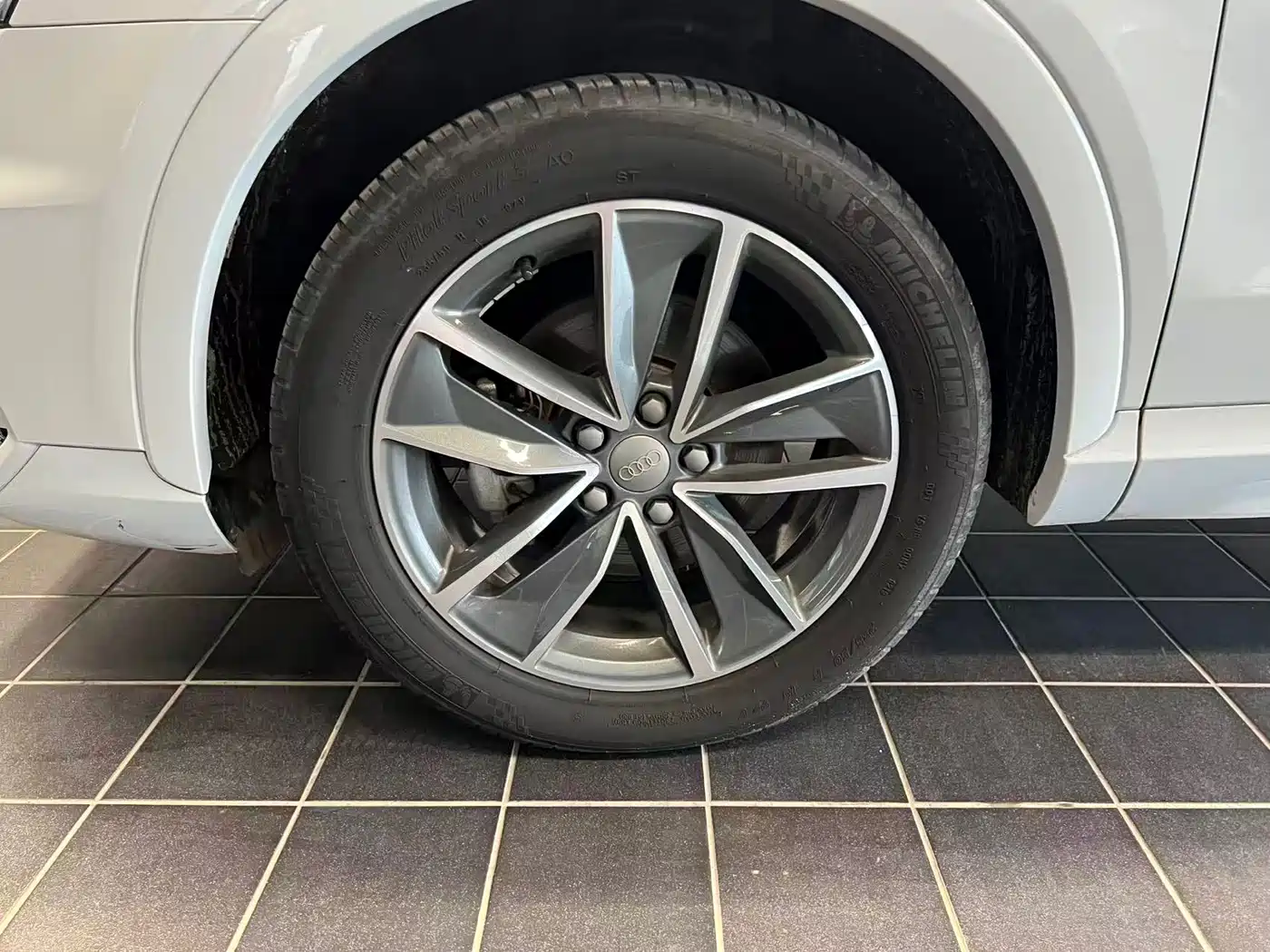 Audi Q3 2018 30 TFSI Fashion Collector's Edition фото 8