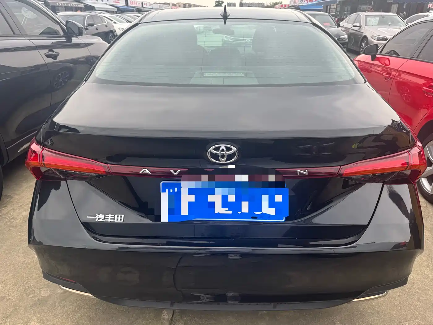 Toyota Avalon 2022 2.0L Luxury Edition фото 4