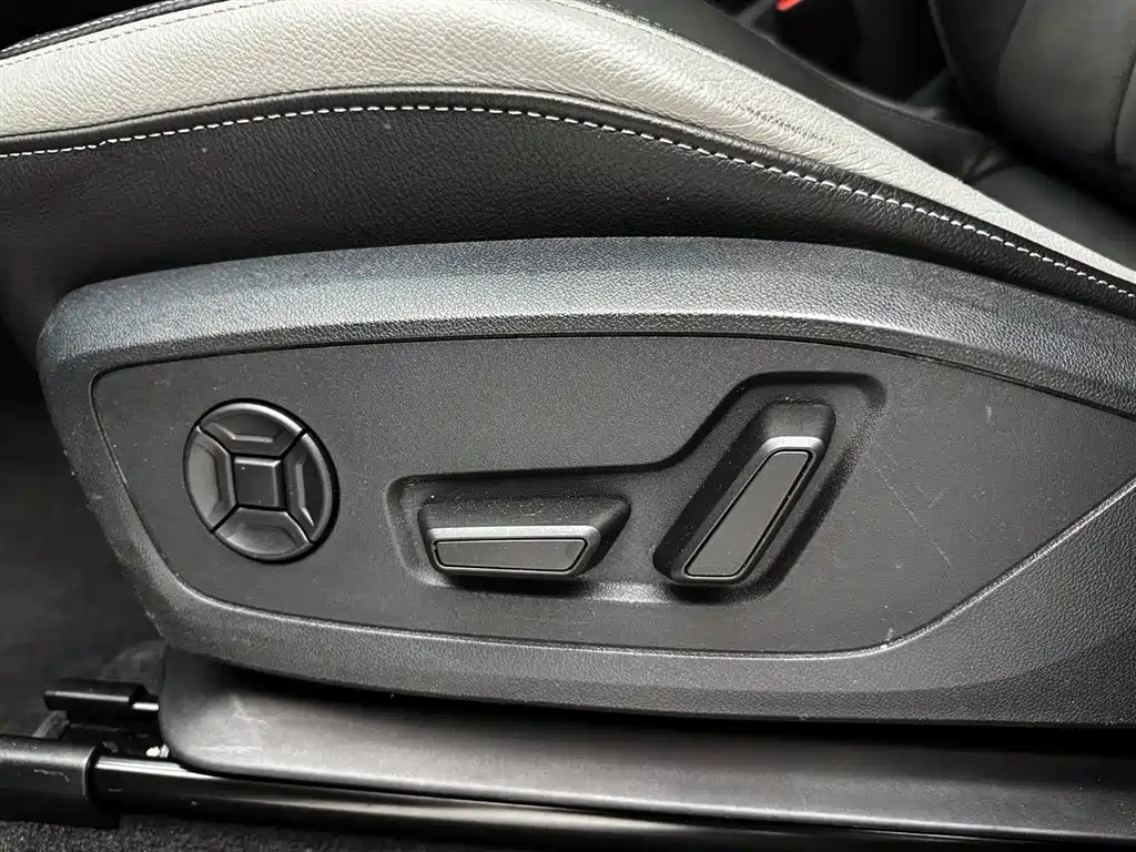 Audi Q3 2022 35 TFSI Progressive Dynamic фото 17