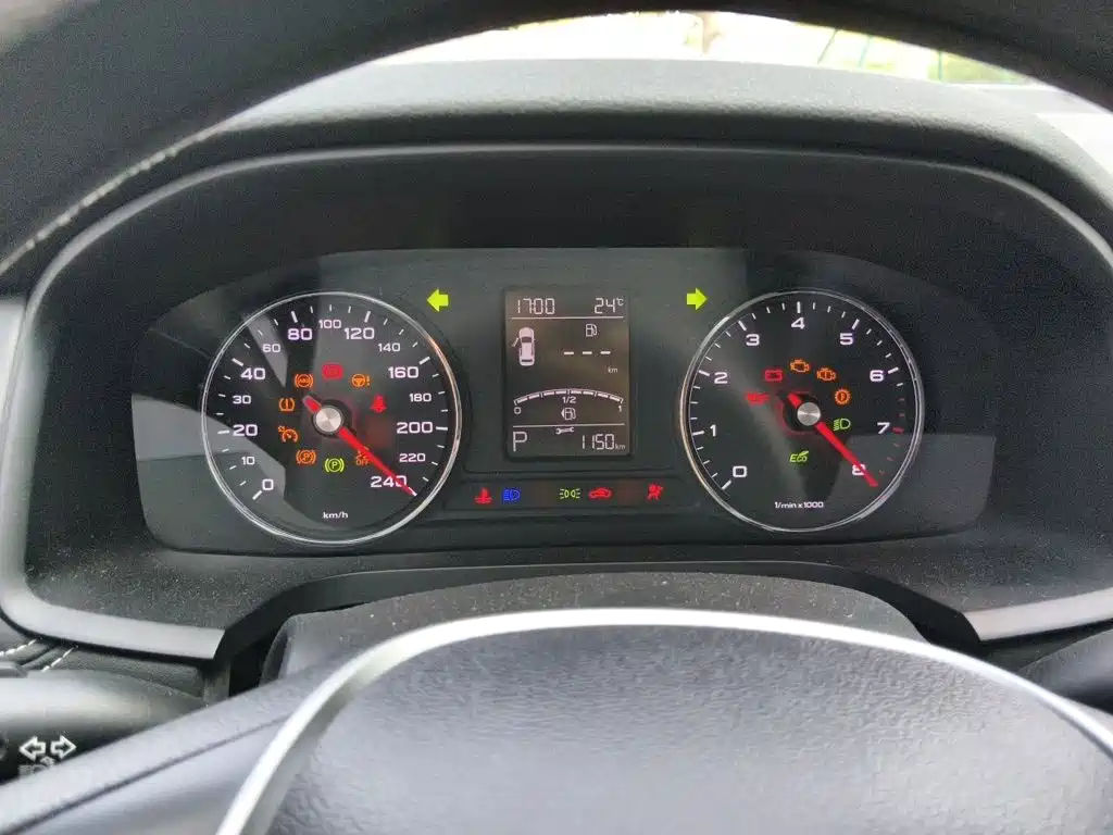 Фото 4 - Roewe i6